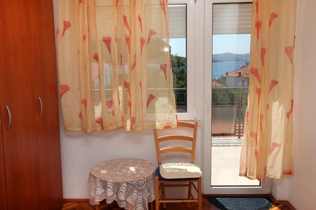 Apartments Jasmin Trogir Exterior photo